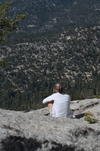 Looking down from a trail close to Idyllwild. Patterns can be seen better in the distance (geographical or time).